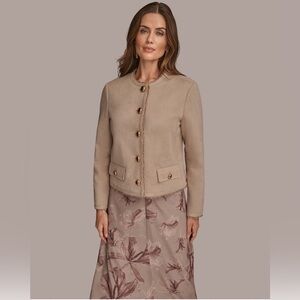 NWT Donna Karan Women's Crewneck Button-Front Boxy Coat. Large. Tan/Beige